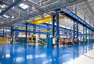 高效保潔 愛美特讓工廠環(huán)境治理更美好